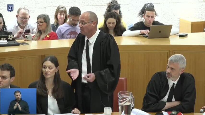 דיון בבג"ץ בעתירות לפיטורי ראש השב"כ רונן בר