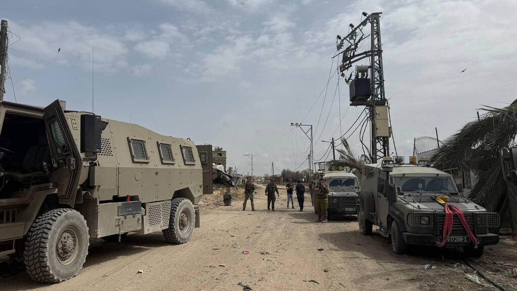 IDF troops at the Morag Corridor (Photo: Roni Green Shaulov) פעילות הכוחות בציר מורג בעזה