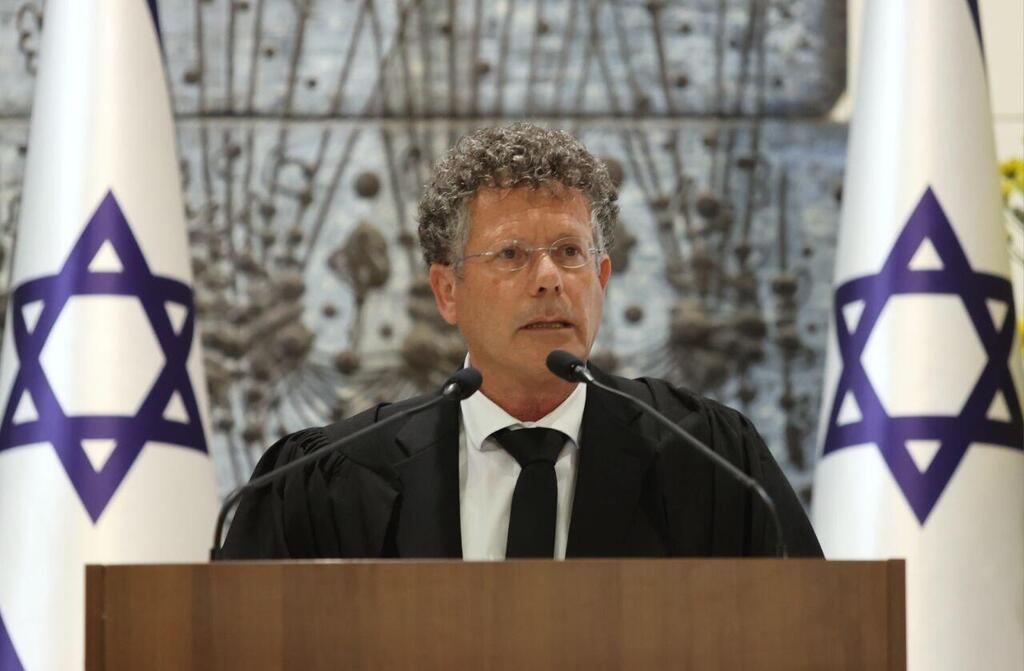 יצחק עמית, נשיא בית המשפט העליון, בטקס השבעת שופטים