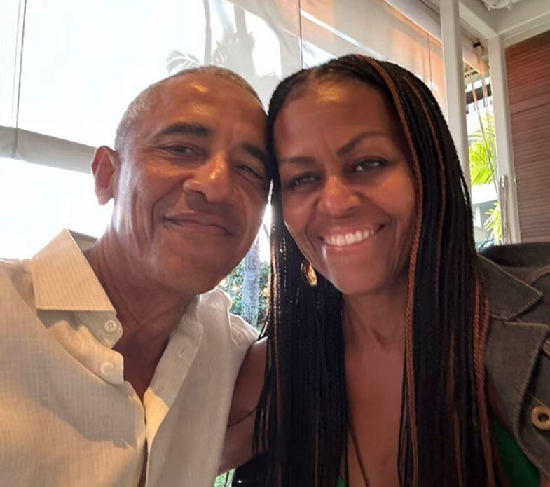 Barack and Michelle Obama (Photo: Instagram) מישל אובמה ברק אובמה