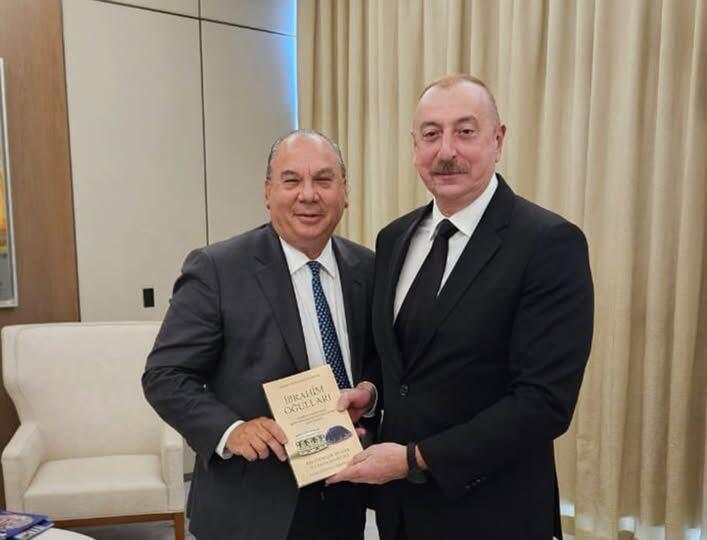 הרב מארק שנייר ונשיא אזרבייג'אן אילהם אלייב