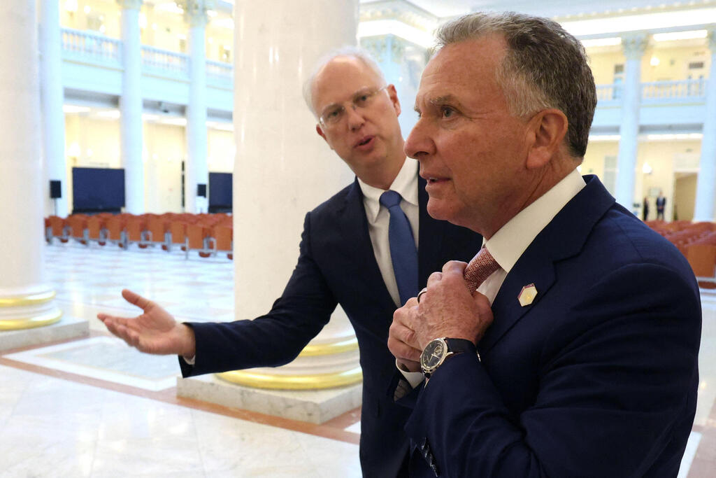 Steve Witkoff and Kirill Dmitriev (Photo: Vyacheslav PROKOFYEV / POOL / AFP) סטיב וויטקוף וקיריל דמיטרייב