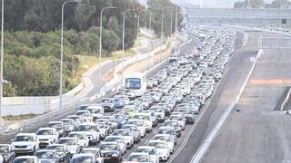 עומסים בכביש 2 סמוך לנתניה