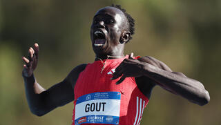 יותר מהיר מבולט? הנער שמשגע את עולם האתלטיקה