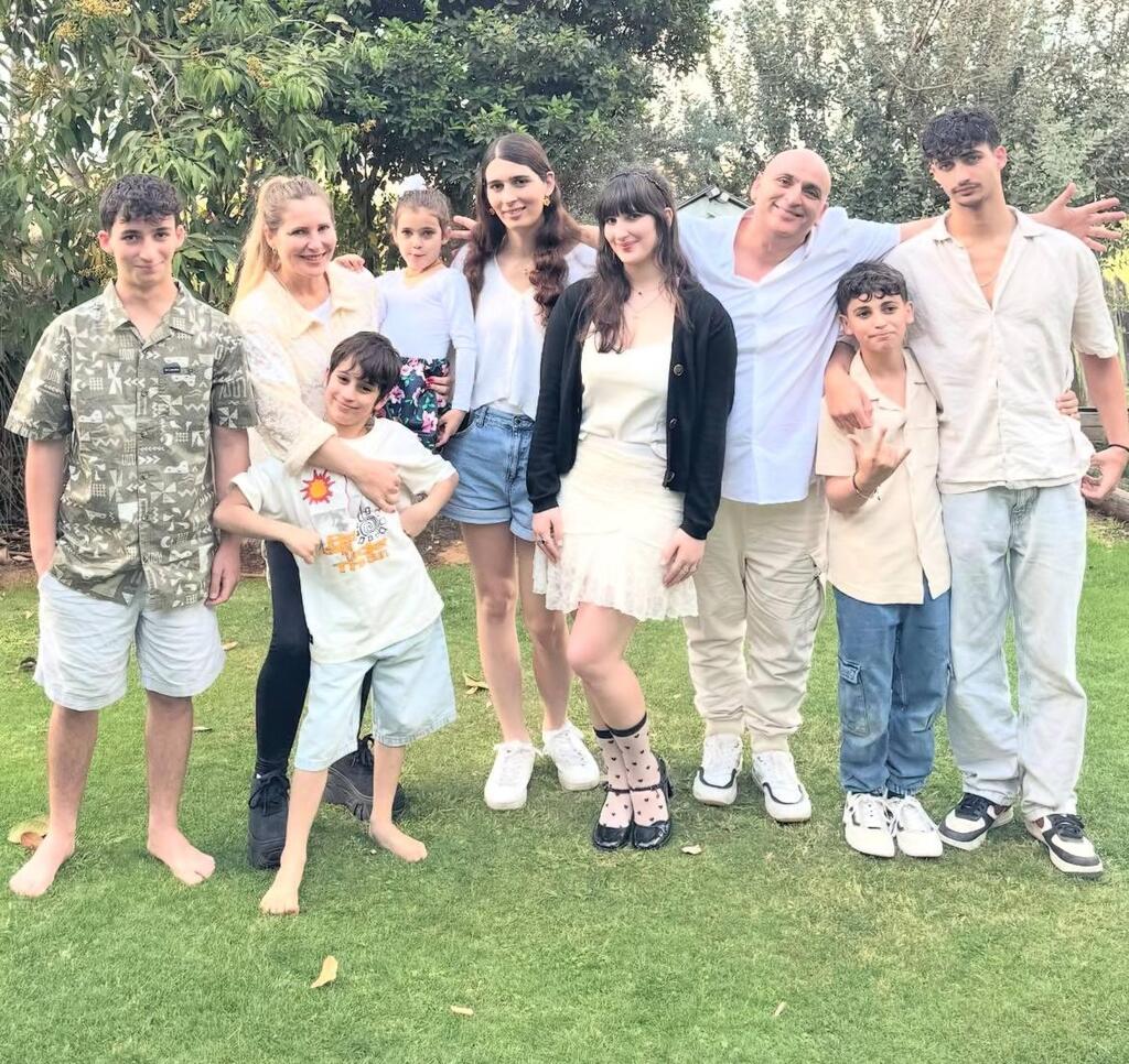 יובל המבולבל והמשפחה בחג הפסח