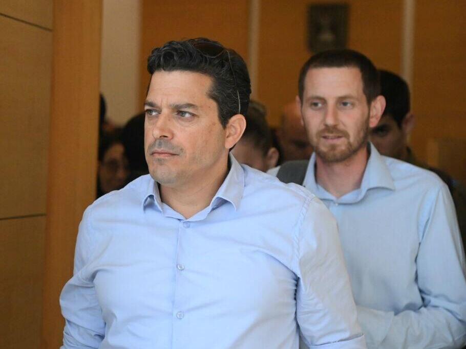 השר עמיחי שיקלי בביהמ"ש המחוזי בלוד - דיון הארכת מעצרו של איש שב"כ החשוד שהדליף מידע סודי לעיתונאים ולשר שיקלי
