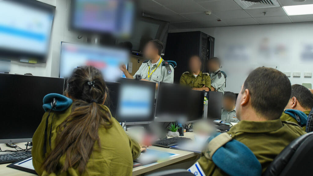 חיילי מדור מצפ"ן, "נבחרים בפינצטה"