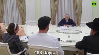 אלכסנדר סשה טרופנוב ומשפחתו נפגשו עם נשיא רוסיה ולדימיר פוטין