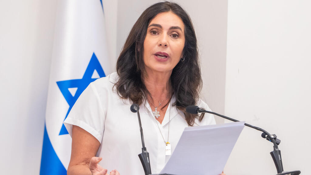 שרת התחבורה מירי רגב