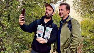 שטפן זייברט (מימין) עם דניאל ליפשיץ