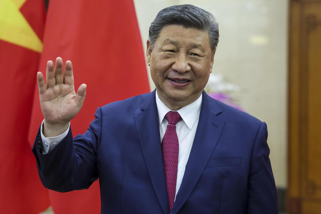 Chinese leader Xi Jinping (Photo: Athit Perawongmetha/Pool Photo via AP) ביקור נשיא סין שי ג'ינפינג ב וייטנאם האנוי 14 באפריל