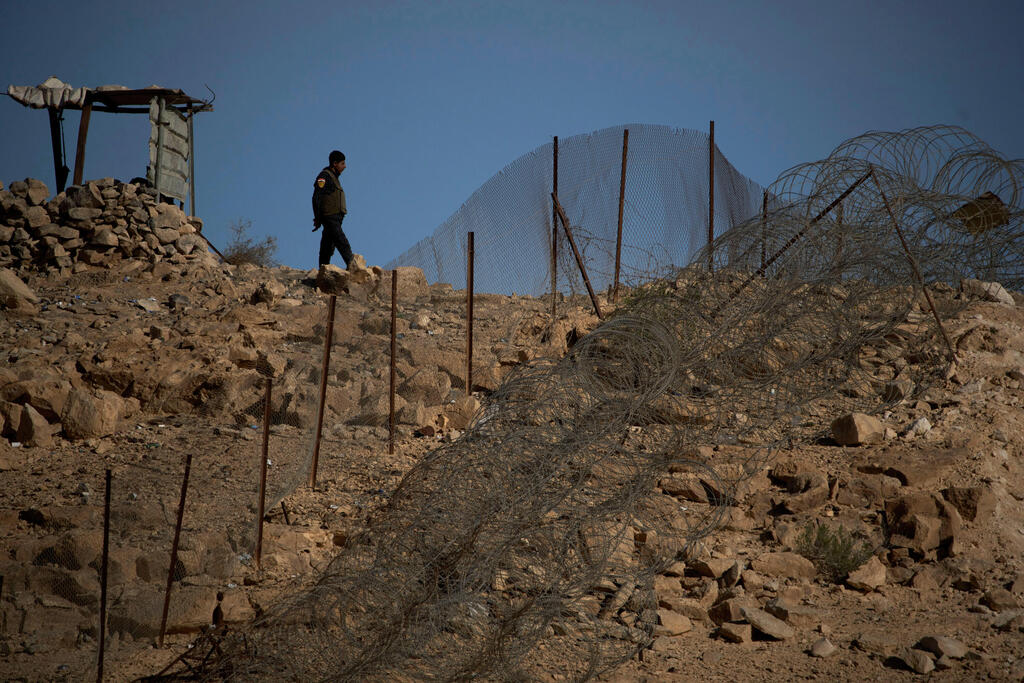 Israel declares closed military zone along Egypt border to combat drone smuggling