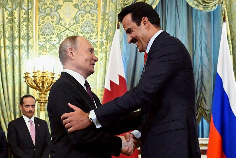 Russian President Vladimir Putin and Qatari Emir Sheikh Tamim bin Hamad Al-Thani (Photo: Alexander Nemenov / AP) אמיר קטאר, תמים בן חמד אל ת'אני, במוסקבה