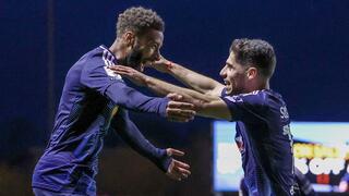 סולומון חוגג עם בוגל