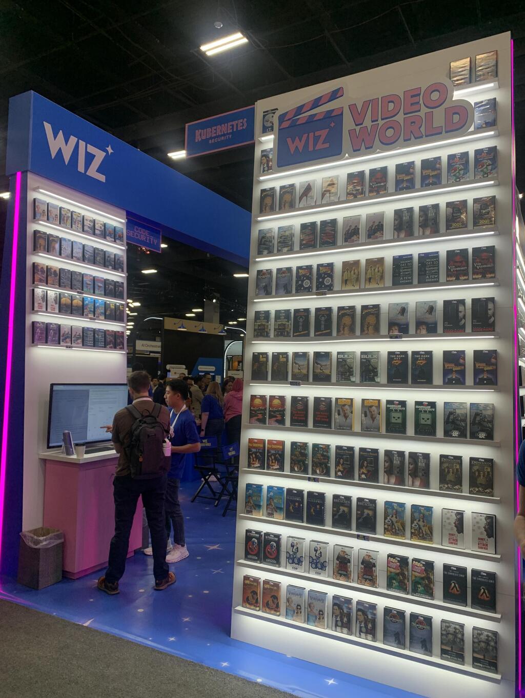 המתחם של Wiz באירוע גוגל קלאוד 2025