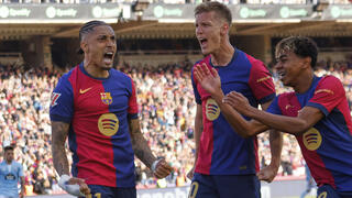 שחקני ברצלונה חוגגים