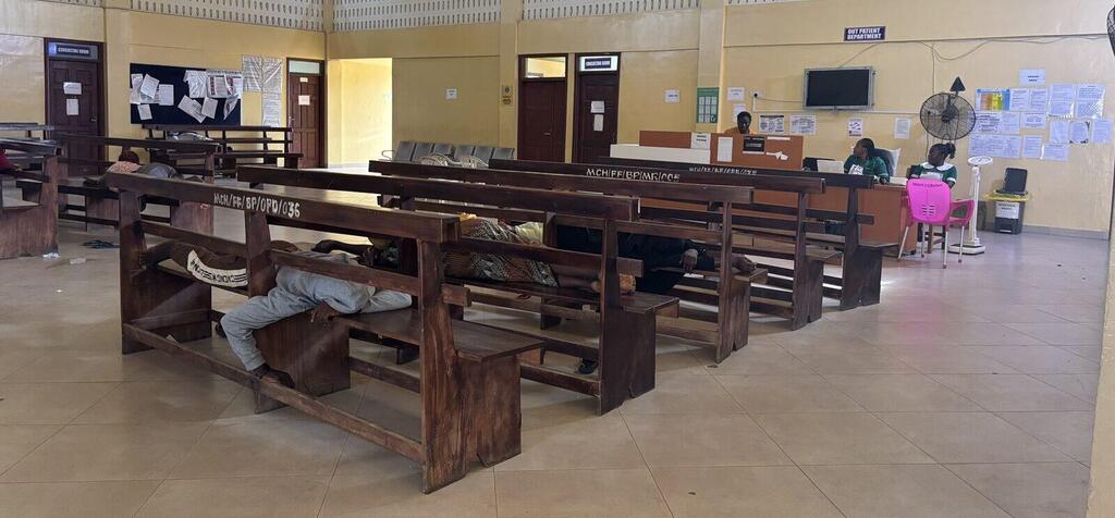 People sleep on the benches while they wait for service at Ghana’s Mother and Child Hospital (Photo: Maayan Hoffman/The Media Line) People sleep on the benches while they wait for service at Ghana’s Mother and Child Hospital