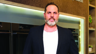 טל אלימלך. תנור בנוי פירוליטי של ASKO בגימור פלדה שחורה 60 ס”מ