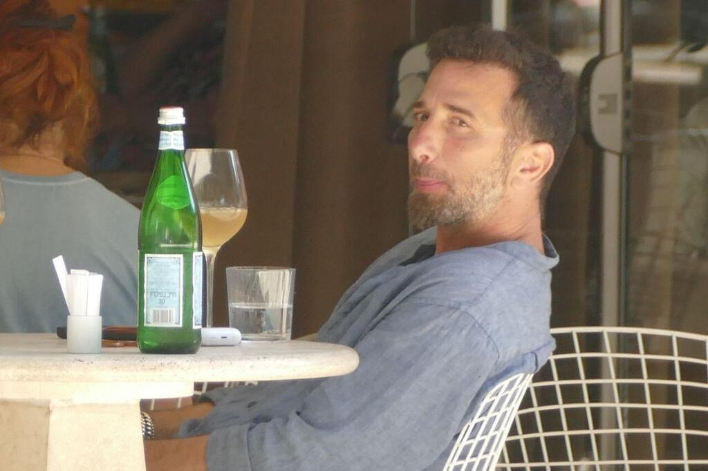 עדי שילון פפראצי