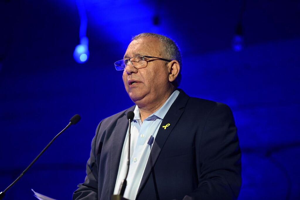 Yashar party leader Gadi Eisenkot (Photo: Yair Sagi) גדי אייזנקוט בעצרת הממלכתית לפתיחת ארועי יום הזיכרון לשואה ולגבורה של מכון משואה בתל יצחק