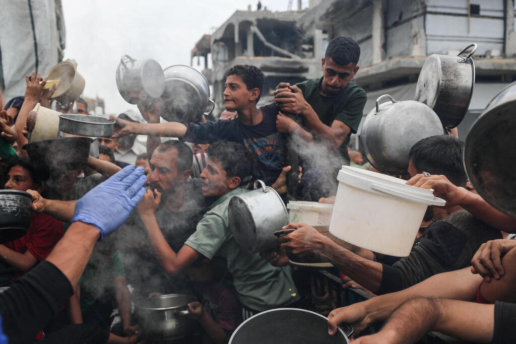 Hamas executes Gaza looters accused of participating with Israel
