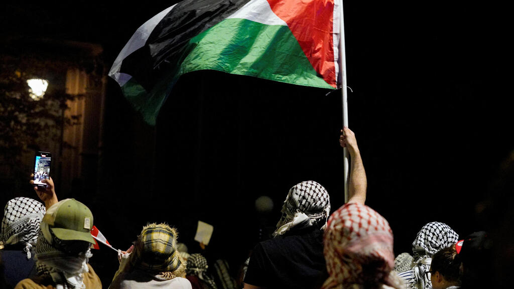 מאות מפגינים פרו-פלסטינים ניסו לתקוף את השר בן גביר בכנס באוניברסיטת ייל