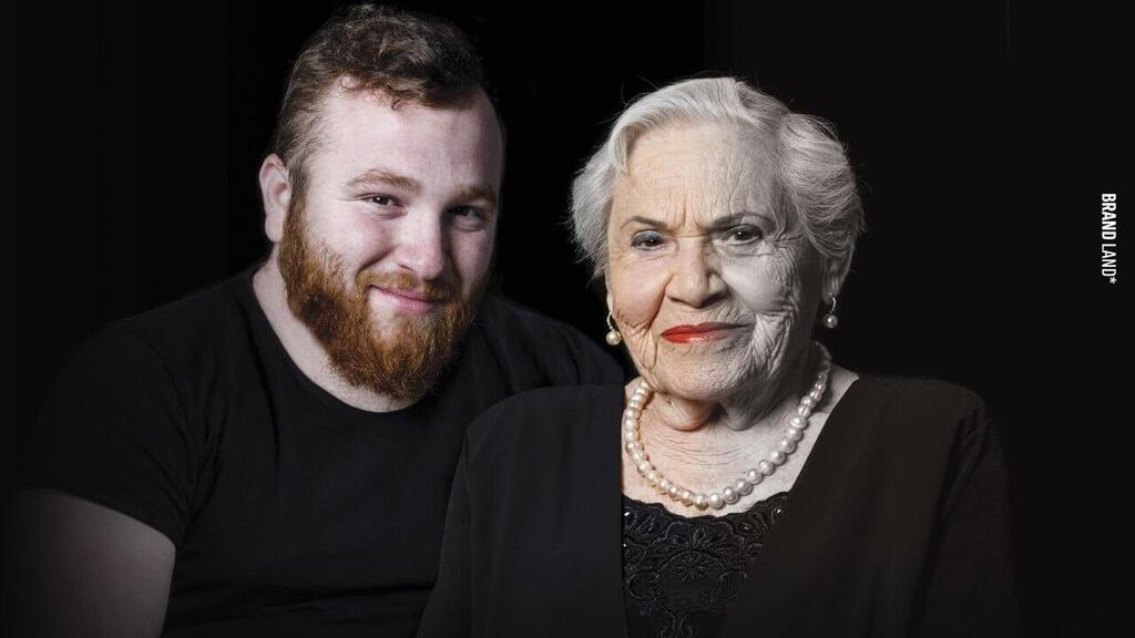 רס"ר במיל' אסף כפרי ז"ל בשלט חוצות ליום השואה בראשון לציון