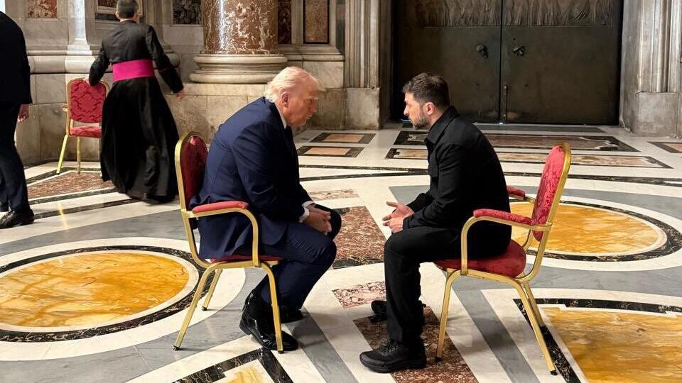 נשיא ארה"ב דונלד טראמפ ונשיא אוקראינה ולדימיר זלנסקי