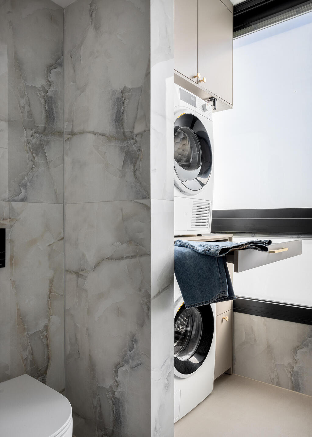 דירה לזוג רופאים בגיל הזהב, עיצוב: מיכל אינדיצקי וחגי ויינבלום, Wid Studio 