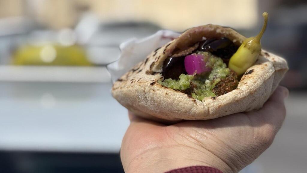 הפלאפל של טומסיס
