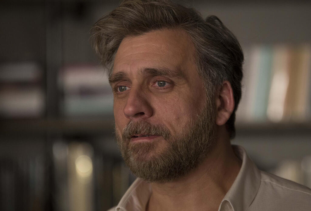 ליאור אשכנזי, מתוך "פוקסטרוט"