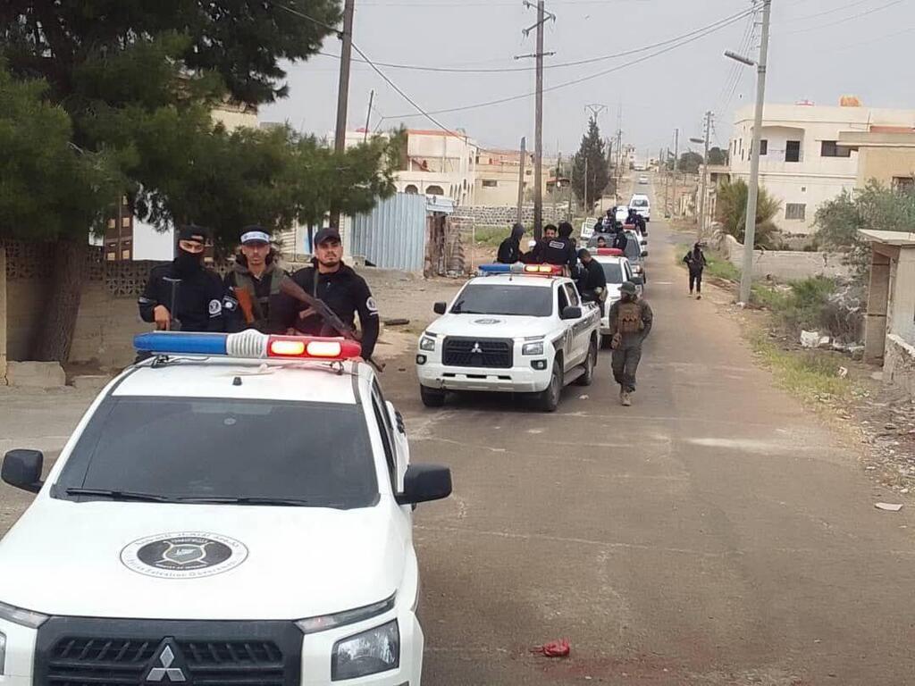 פריסה של כוחות סוריים שמאבטחים את אזור א-סווידא