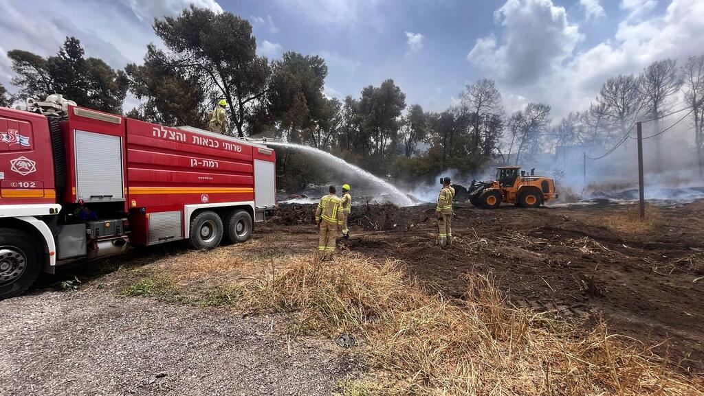  ציוד מכני הנדסי המסייע לכוחות בכיבוי ומניעת האש