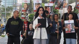  הצהרת משפחות החטופים בשער בגין