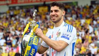 סולומון עם התואר