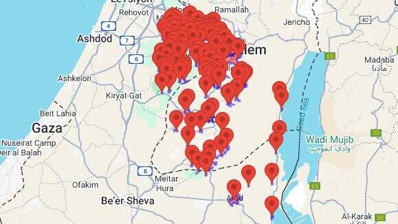 Air raid sirens following Houthi missile launch