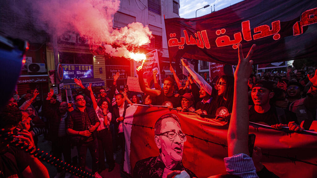 Supporters demonstrate in solidarity with Ahmed Souab