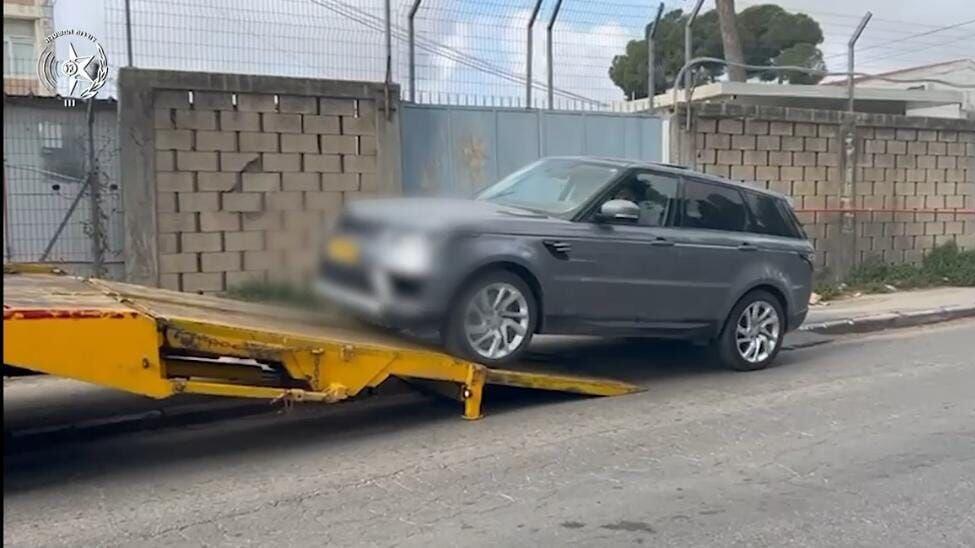 תיעוד ממעצרו של החשוד בפתיחת חברות קש והלבנת סכום של כ-800 מליוני שקלים עבור ארגון הפשע "בכרי"