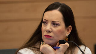 הופתענו: טלי גוטליב עושה לנו סיבוב בממ"ד שלה