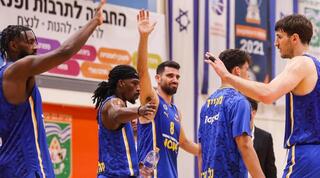 שחקני מכבי תל אביב