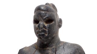 אחד הפסלונים שהתגלה בחפירה