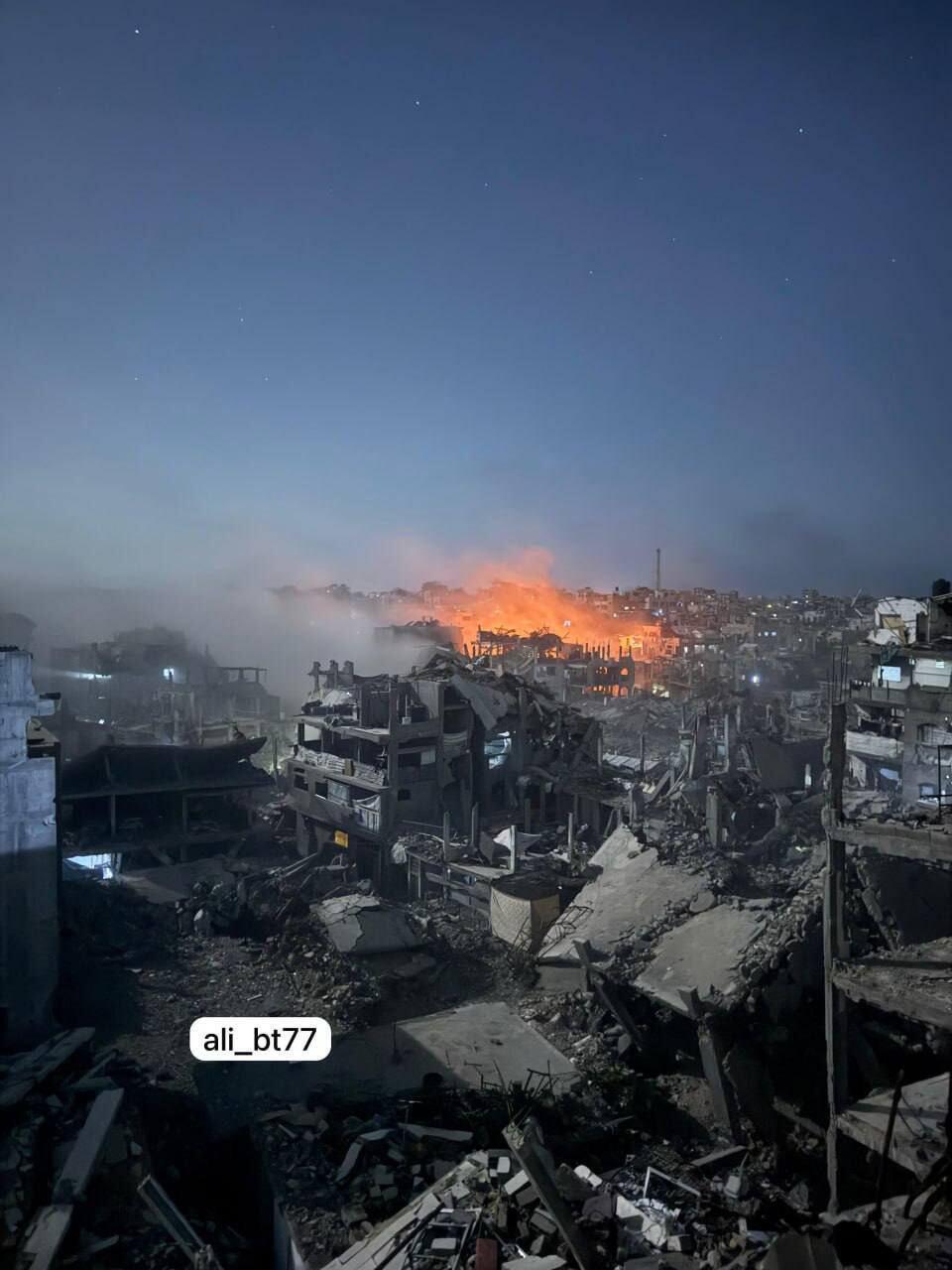 תיעוד מתקיפת צה"ל במחנה הפליטים ג'באליה בצפון רצועת עזה