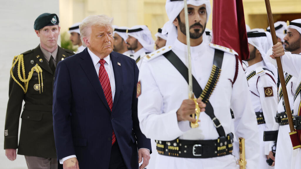 U.S. President Donald Trump received with an honor guard in Qatar (Photo: Win McNamee / Getty Images) נשיא ארה"ב דונלד טראמפ בקטאר