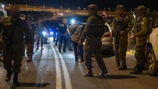 כוחות צה"ל בזירת הפיגוע בשומרון, ליד ברוכין