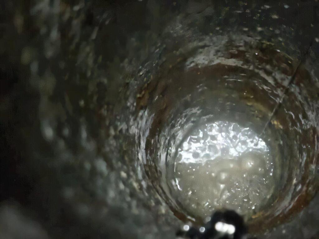 מימן טבעי המשתחרר באופן טבעי על פני כדור הארץ ממי תהום בסלעים של המגן הקנדי (מגן גאולוגי החופף לאזור גאוגרפי הממוקם בקנדה ובארה"ב, שבנוי מסלע מותמר, המתוארך לעידן העל פרקמבריון)