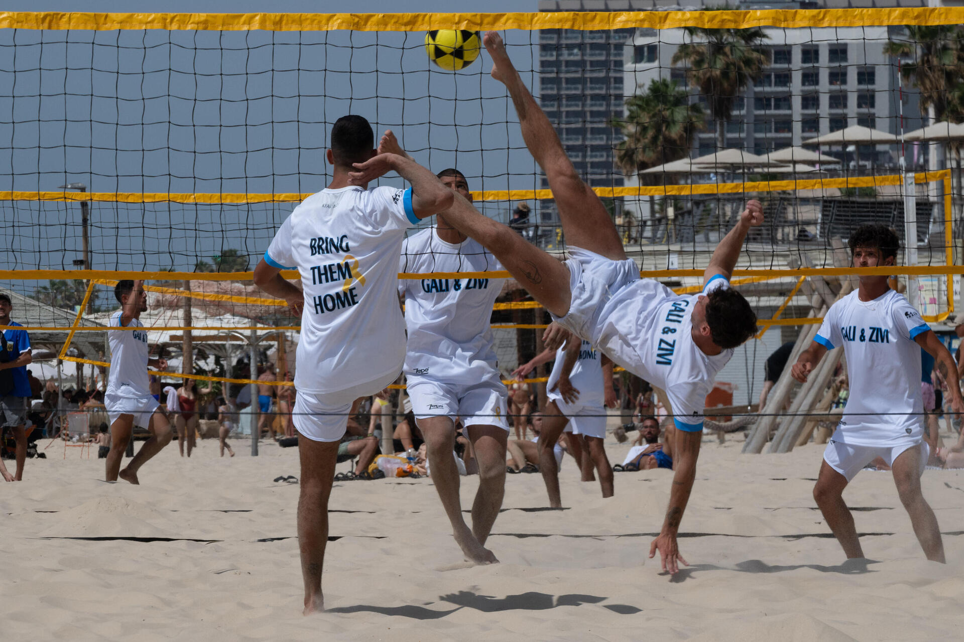 באוויר, בים וביבשה. טורניר פוצ'יוואלי למען החטופים גלי וזיו ברמן  