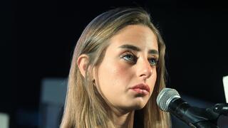 מייה שם בעצרת בכיכר החטופים