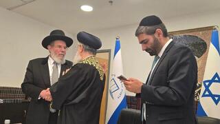הרבנים הראשיים עם שר הדתות