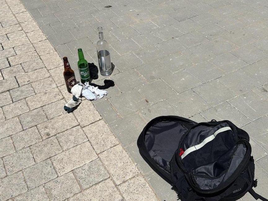 תייר השליך תיק עם חומרים להכנת בקבוקי תבערה ליד שגרירות ארה"ב בתל אביב