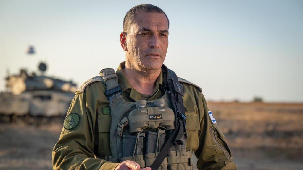 הרמטכ״ל, רב-אלוף אייל זמיר בהערכת מצב וסיור ברצועת עזה עם מפקד פיקוד הדרום, אלוף יניב עשור, מפקד אוגדה 98, תת-אלוף גיא לוי ומפקדים נוספים